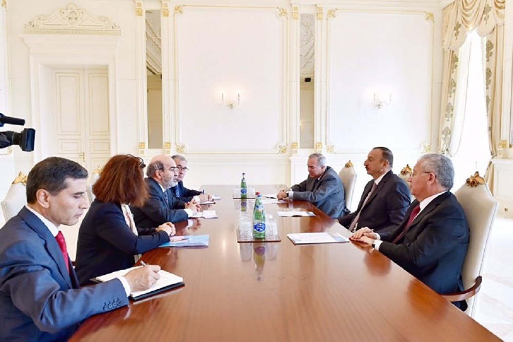 Президент Ильхам Алиев принял делегацию во главе с гендиректором ФАО