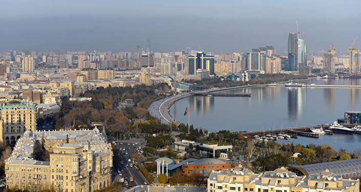 Вид на центр Баку с высоты Нагорного парка