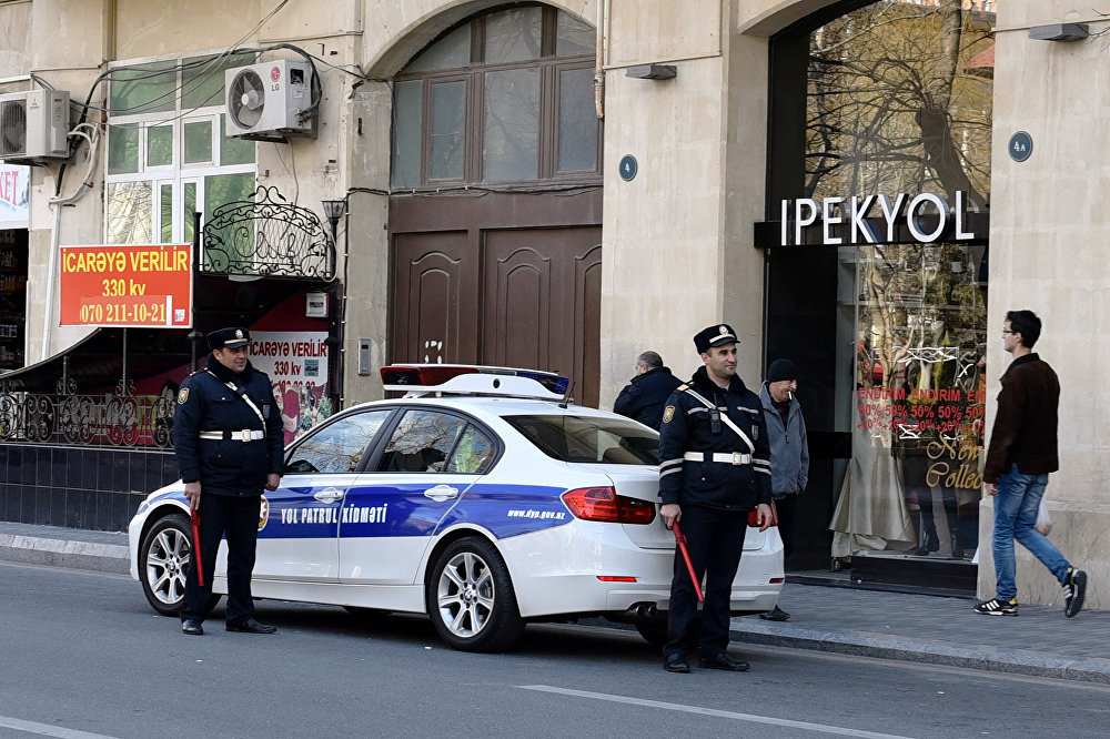 Дорожная полиция: в Баку нет проблем с учебными зонами для вождения