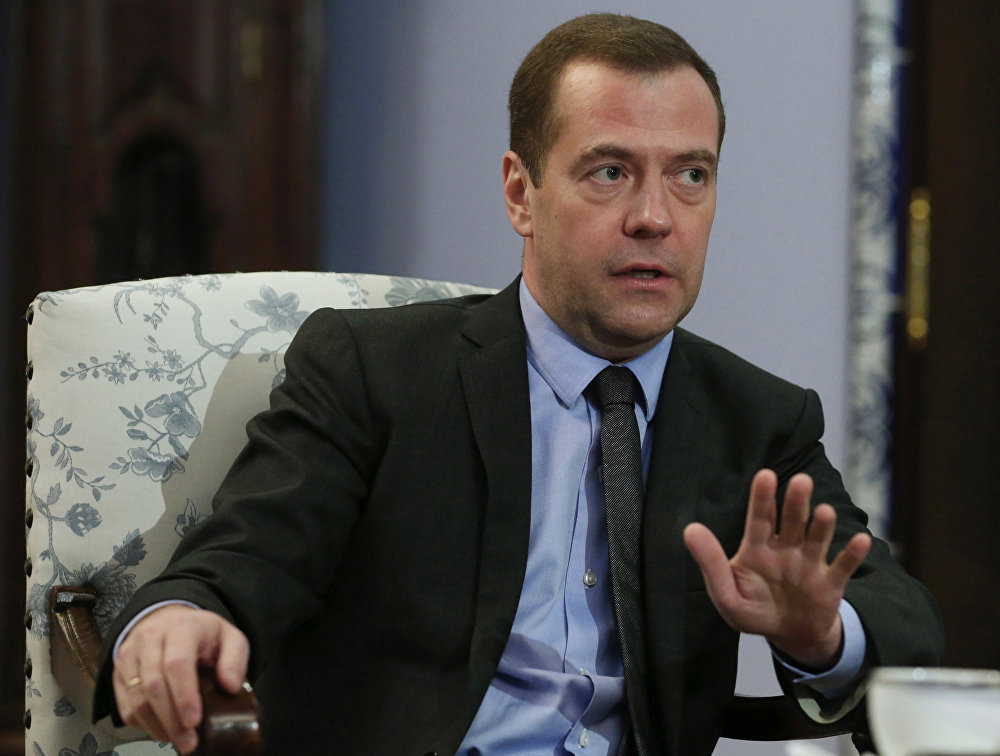 Медведев: РФ сделает все для урегулирования Карабахского вопроса