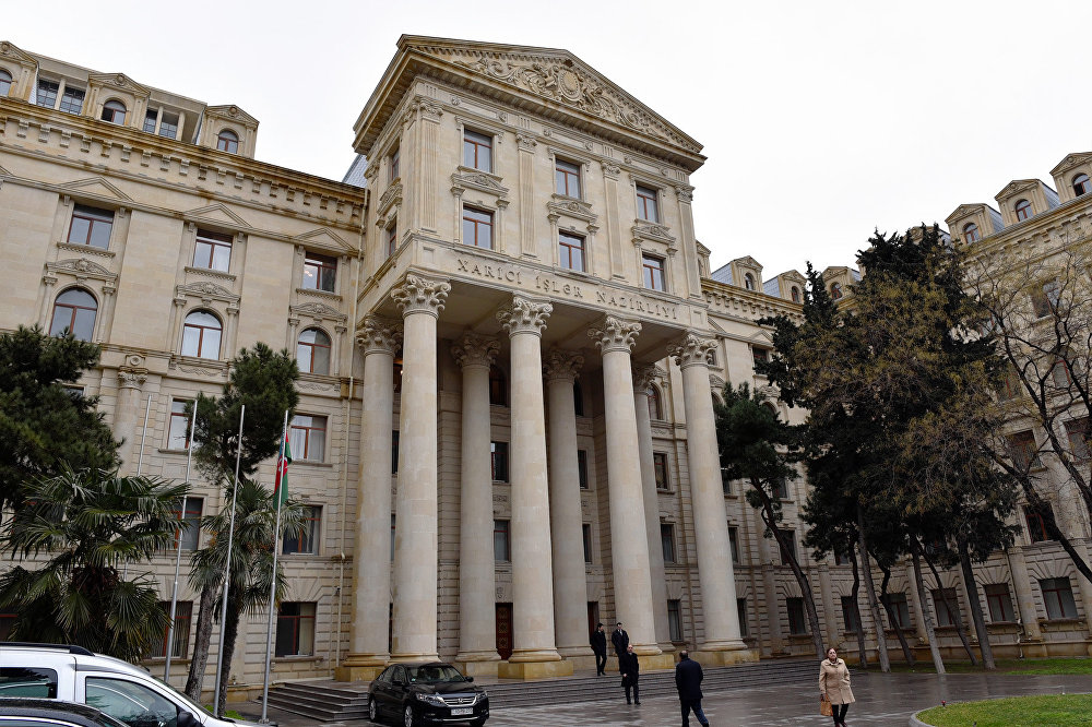 Азербайджан призывает международное сообщество осудить Армению