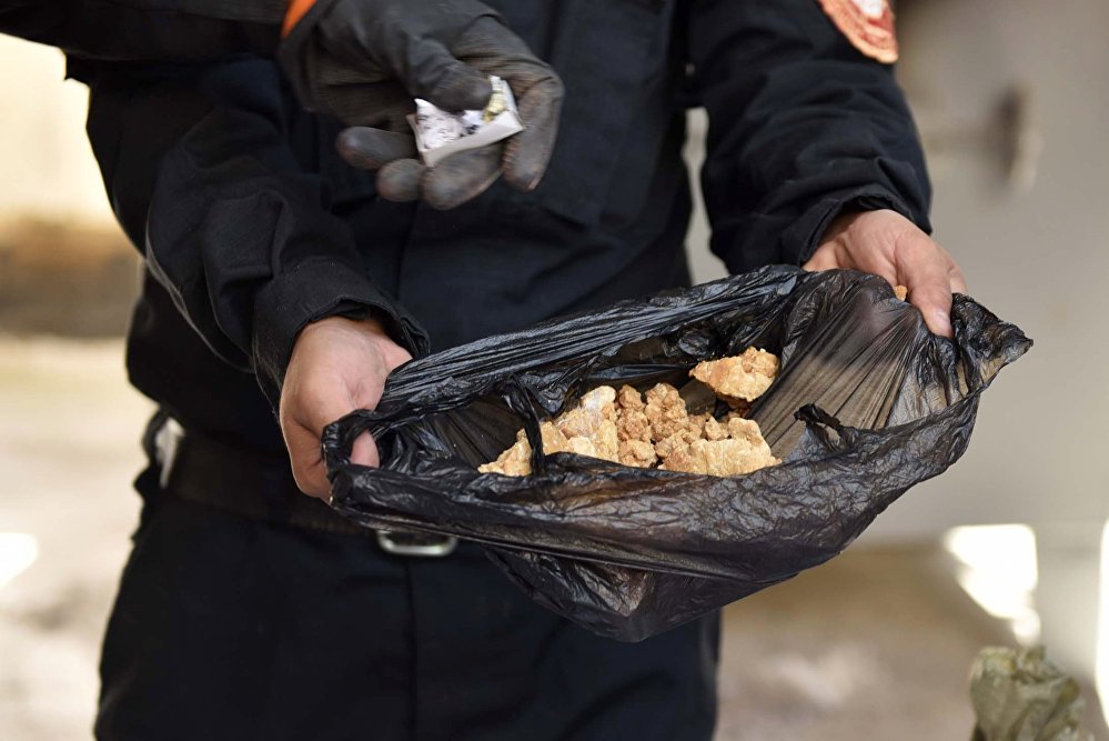 В Баку полицейские изъяли 30 килограммов наркотиков