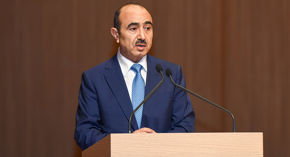 Али Гасанов: OCCRP был выдворен из Азербайджана за предвзятость