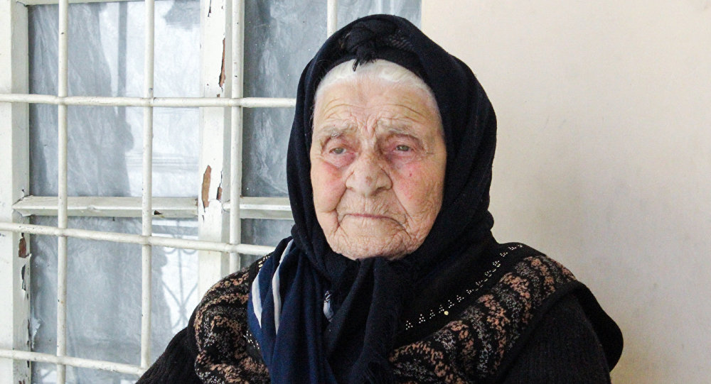 В Азербайджане живут почти 10 тысяч человек старше 90 лет